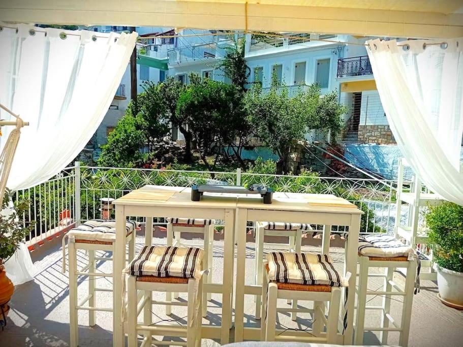 Duka'S Gardenhouse Villa Skopelos Town Exterior photo
